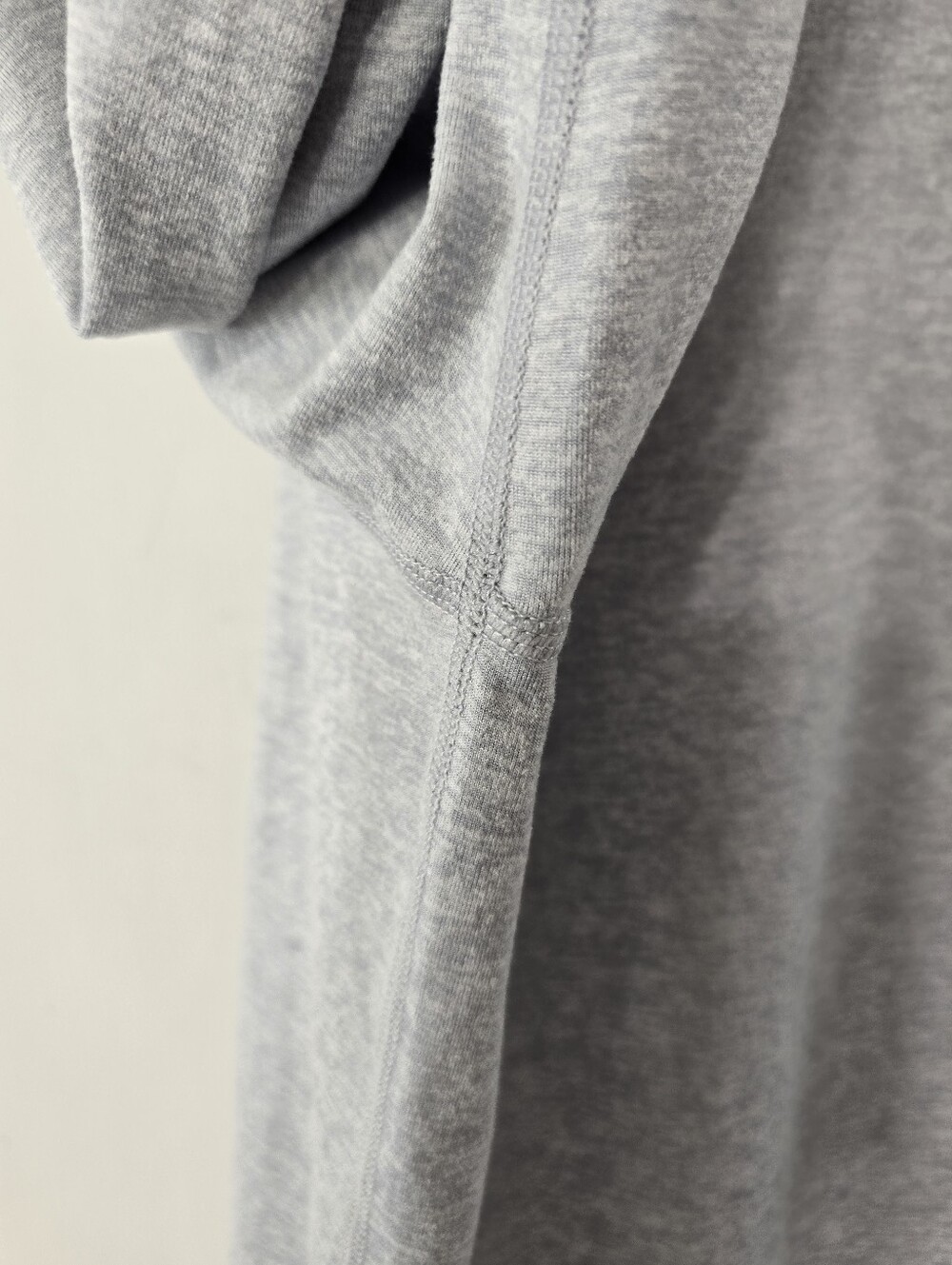 Vuori Ponte Performance Crew Zip Pocket Long Sleeve Activewear Sweatshirt Size L - Picture 10 of 15